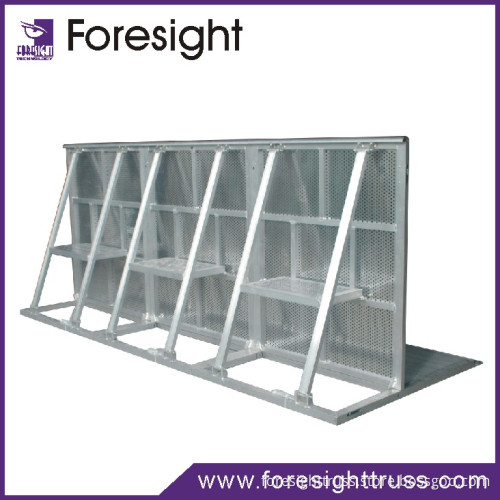 Durable aluminum lightweight crowd control barrier for outdoor event